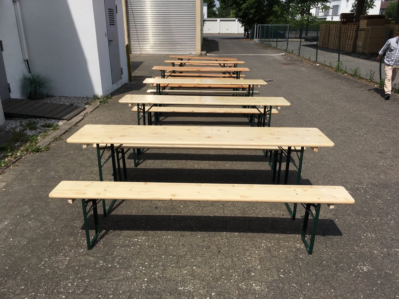 Bierzeltgarnituren, Festzeltgarnituren, Bierbänke, Tische, Partymöbel – 2