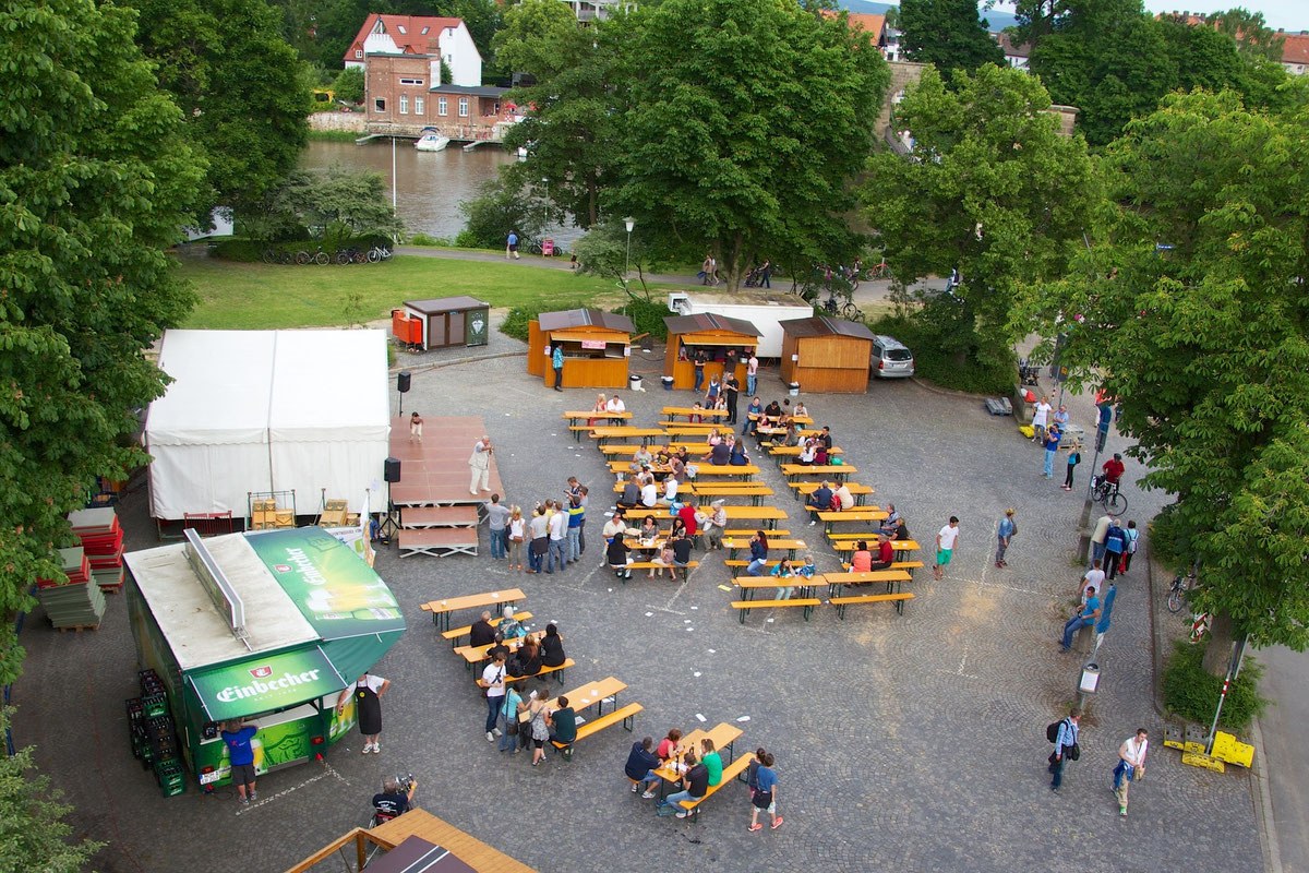 Bierzeltgarnitur (Tisch und zwei Bänke) mieten in Kaufungen – 2