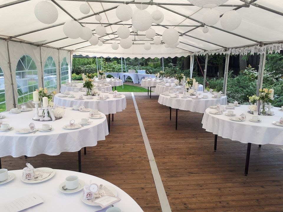 Partyzelt 6x6 5x10 6x12 Selbstaufbau in Sanitz mieten – Event-Idee MV – 2