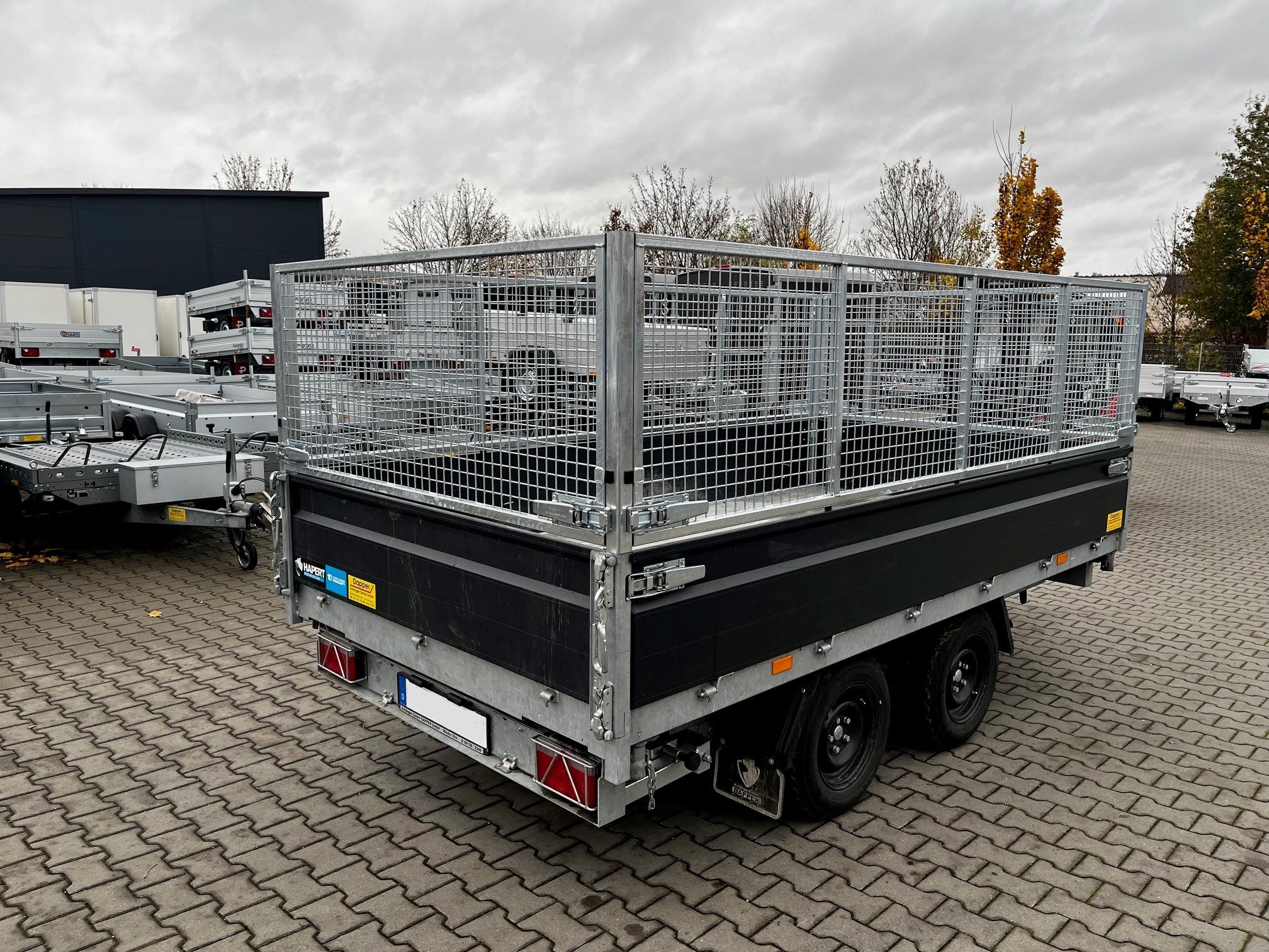 Dreiseitenkipper Baumaschinentransporter 3500kg – 3