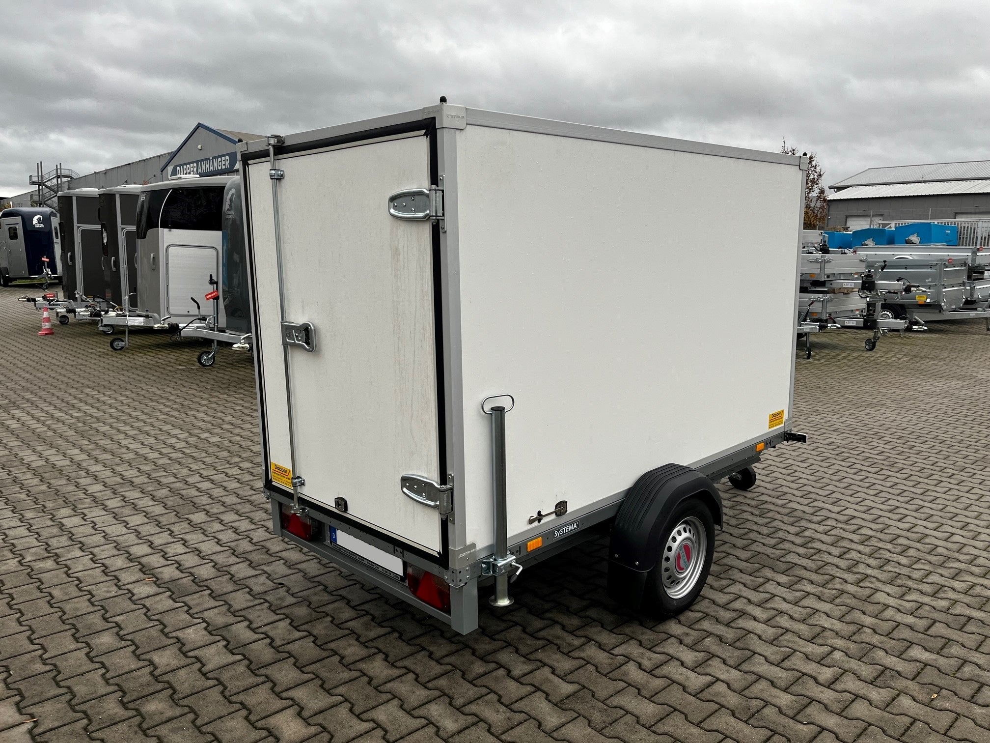 ungebremster einachser Tieflader Kofferanhänger 2,51x1,28x1,50m - ungebremst 750 kg – 4