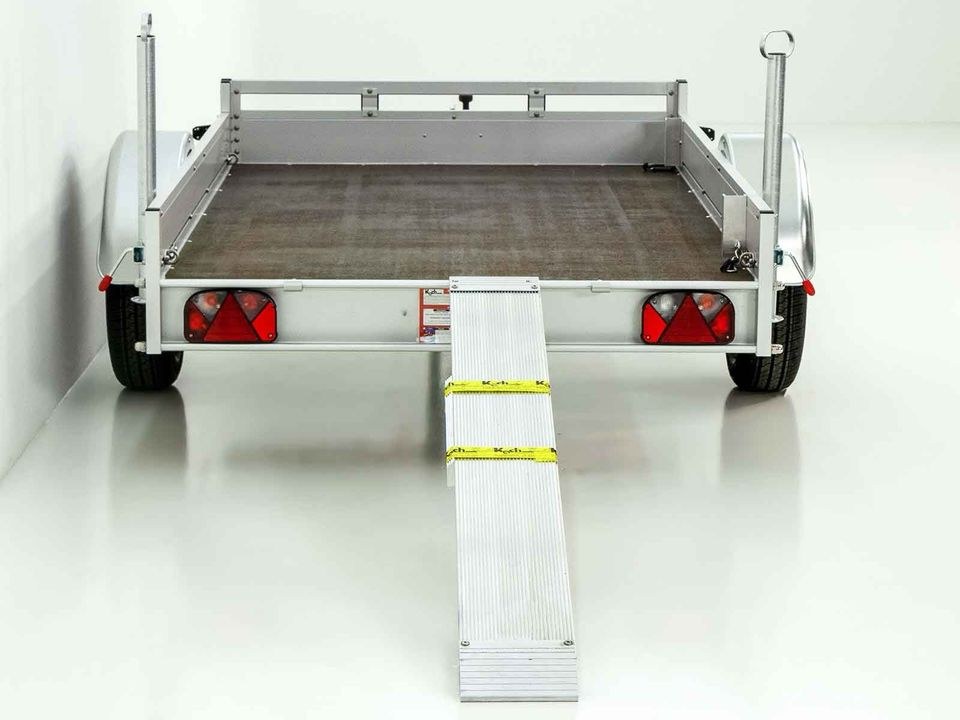 Anhänger 1,3t 250x150 cm Motorradanhänger mieten bei Verleih-OH