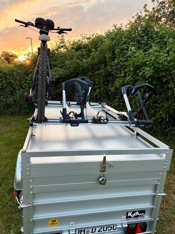 Deckel Anhänger Urlaub 4x Fahrrad 750 kg mieten bei Verleih-OH – 2