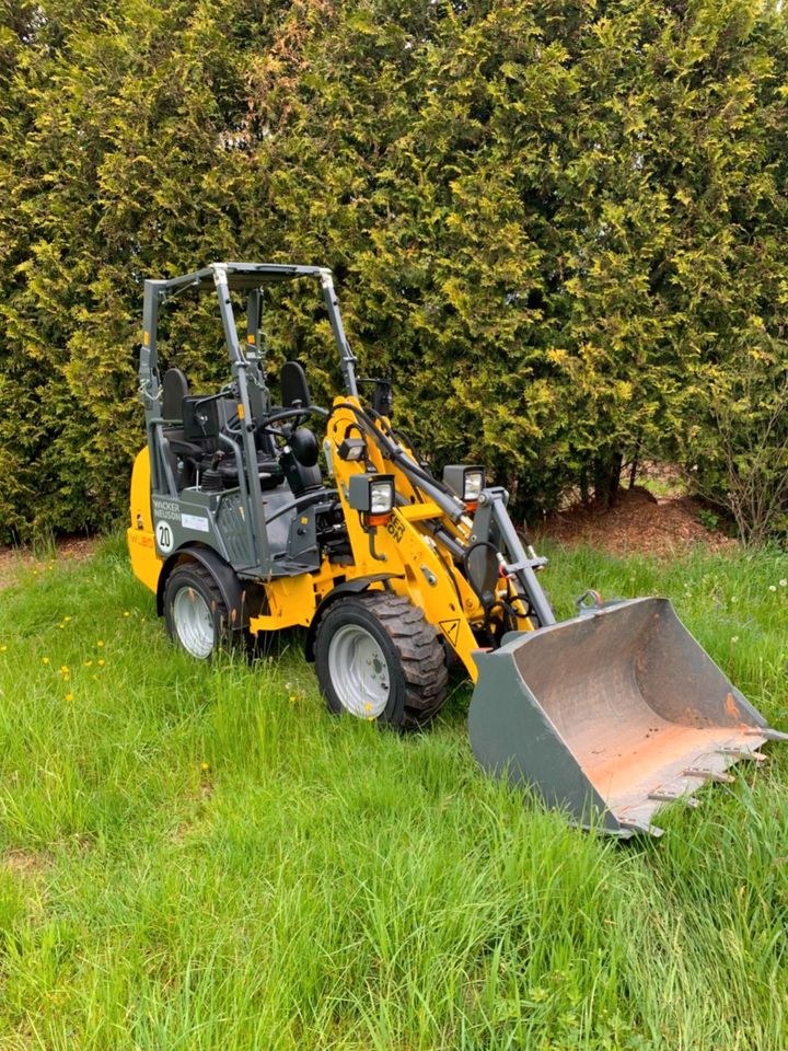 Radlader Neuson WL20 mieten in Nalbach – für Schüttgut & Paletten – 4