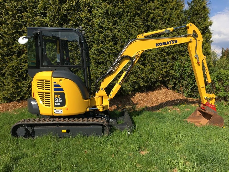 Minibagger Bagger Komatsu PC35 MR 3 mieten bei Baumaschinen-Ziegler