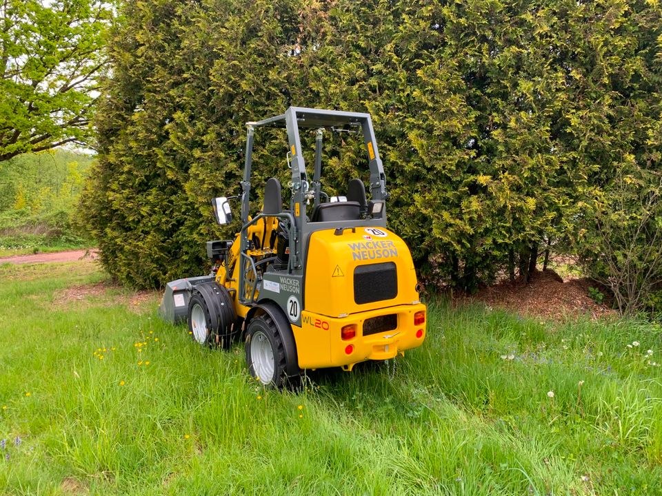 Radlader Neuson WL20 mieten in Nalbach – für Schüttgut & Paletten – 3