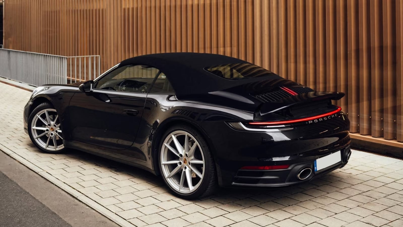 Porsche 911 Carrera Cabrio 992 Cabrio mieten – 3