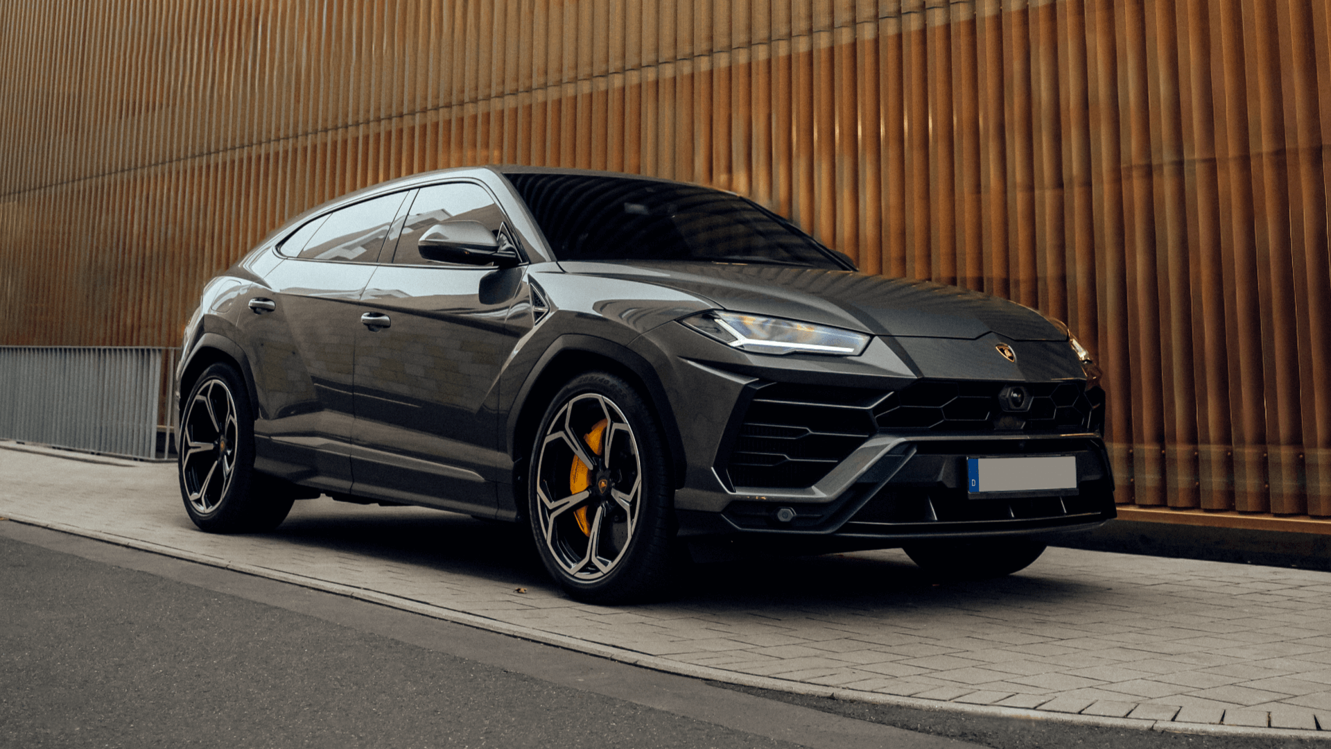 Lamborghini Urus mieten – 3