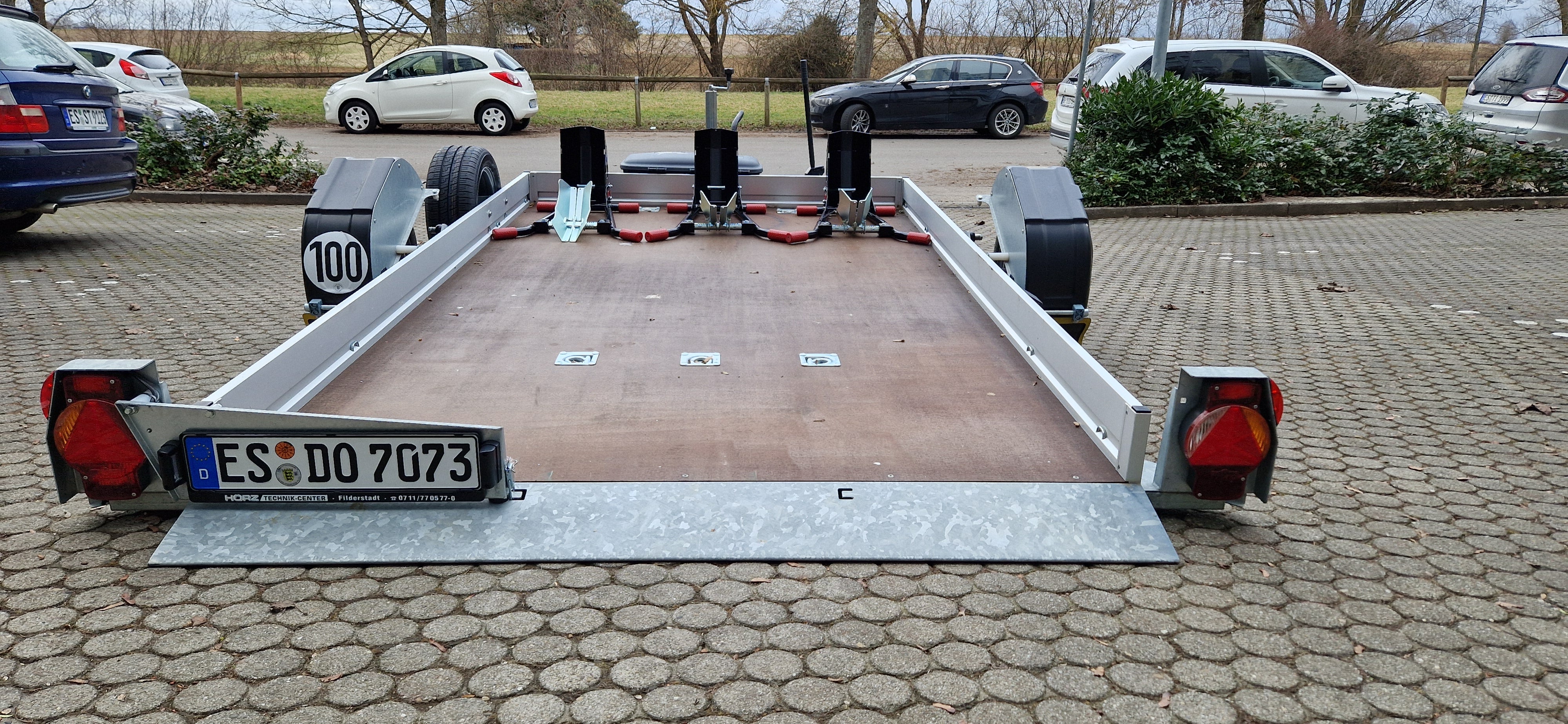 Absenkanhänger, Motorradanhänger, für 1 bis 3 Motorräder mieten Vermietung – 2