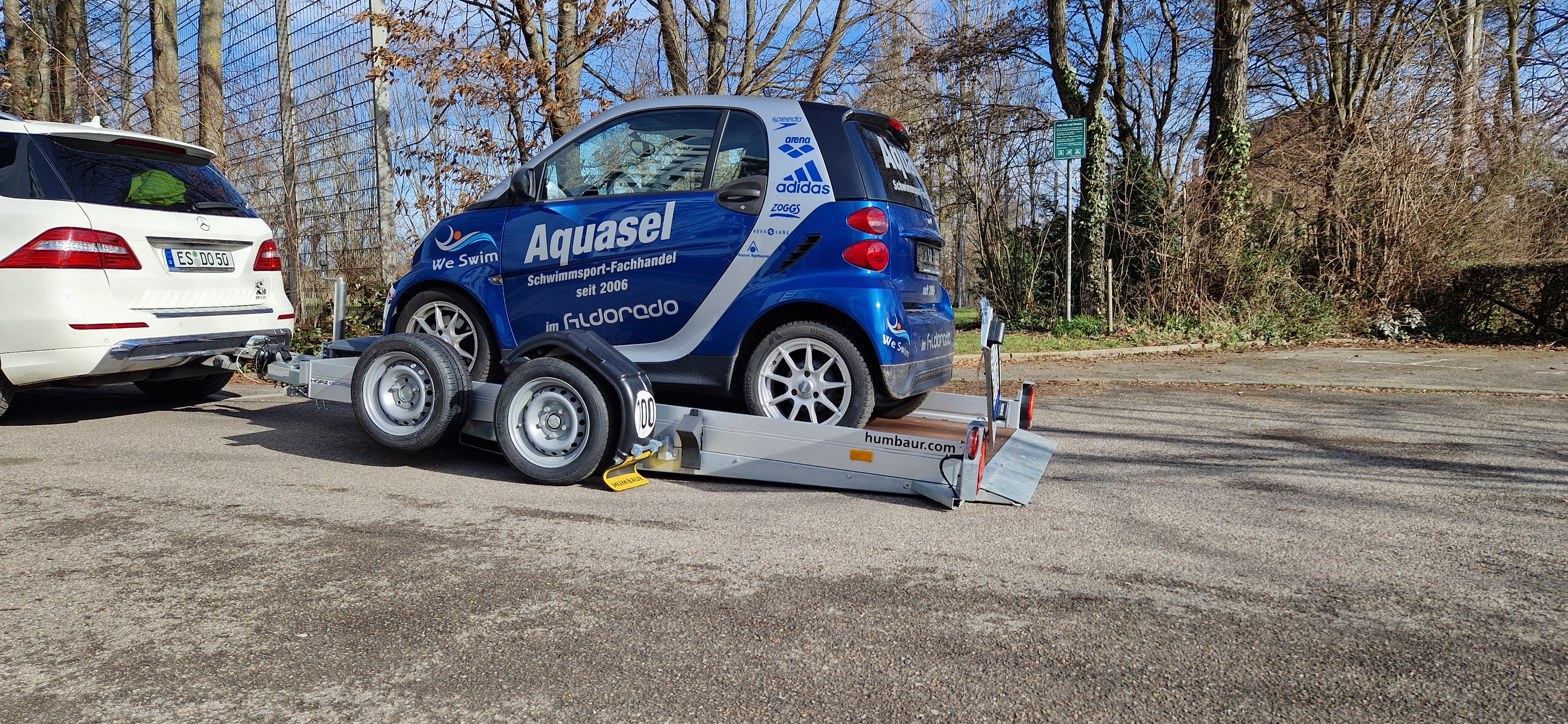 Kleinwagen Multitransport-Transport-Anhänger Absenkbar 1.8t mieten Vermietung