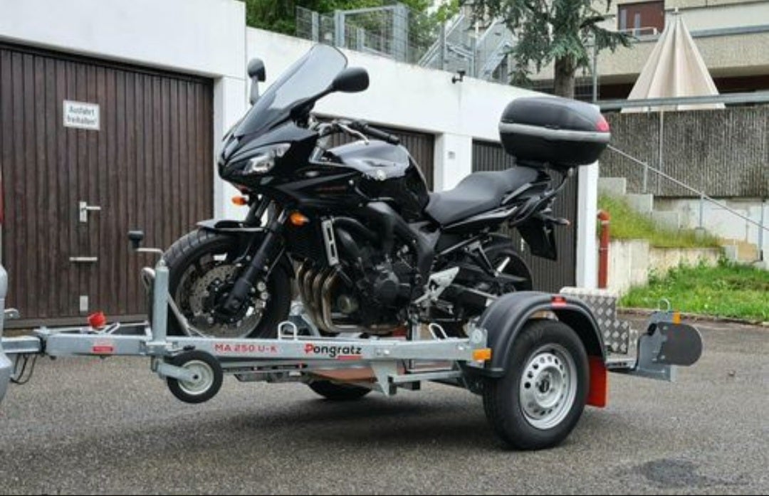 Spezial hochwertiger Motorradanhänger, PKW Anhänger 750 kg, Kippbar, Blitzlader, 100 km/h Zulassung mieten Vermietung – 3