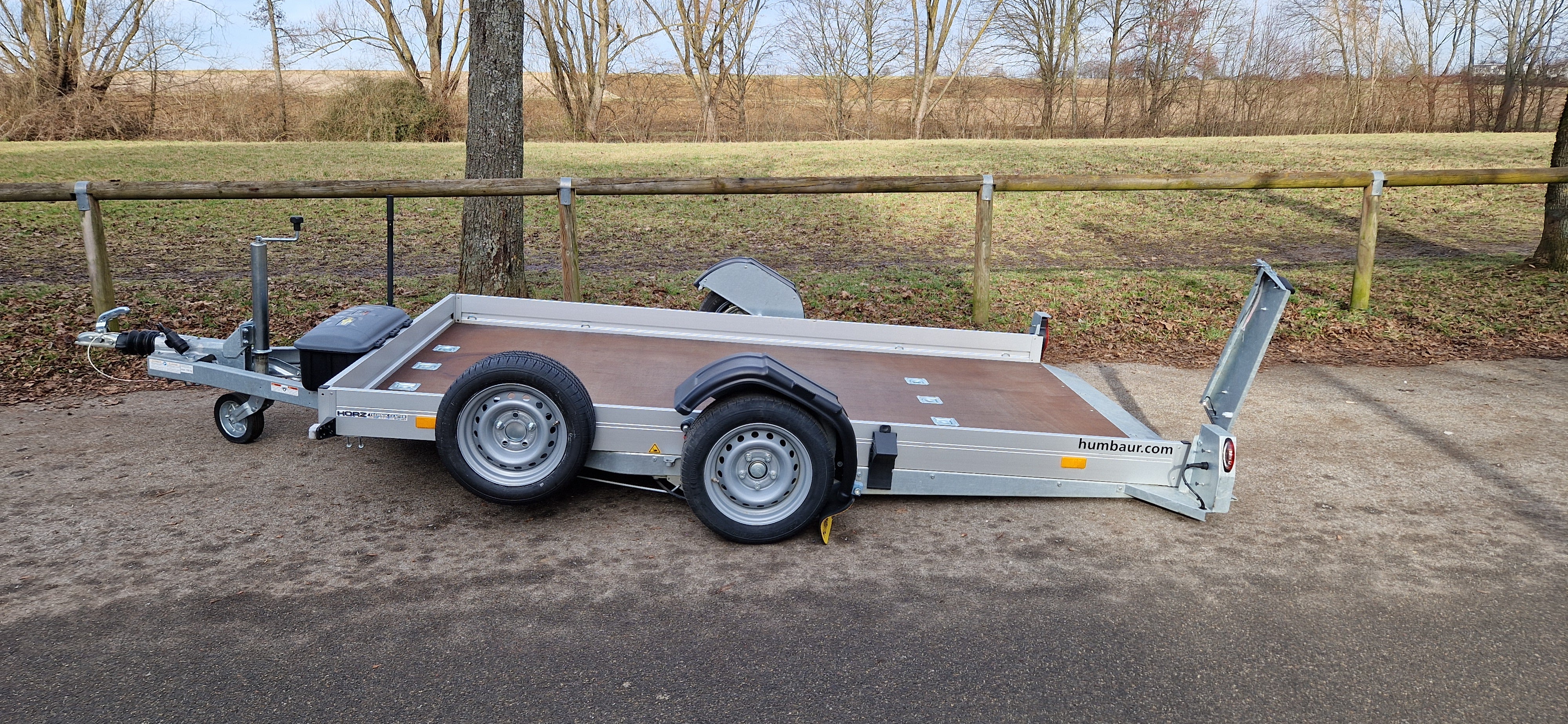 Absenkanhänger, Motorradanhänger, für 1 bis 3 Motorräder mieten Vermietung – 4