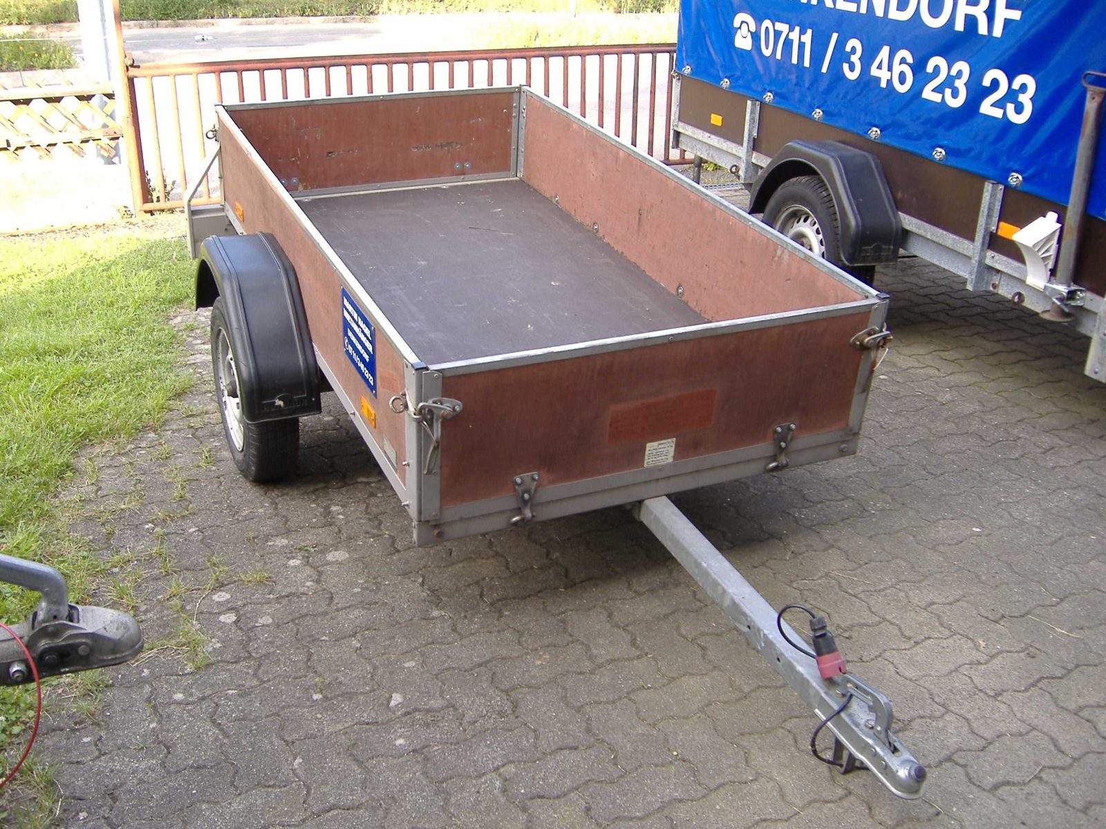 Anhänger 750 kg mieten in Denkendorf – offener Anhänger, 206 cm Ladefläche, 750 kg