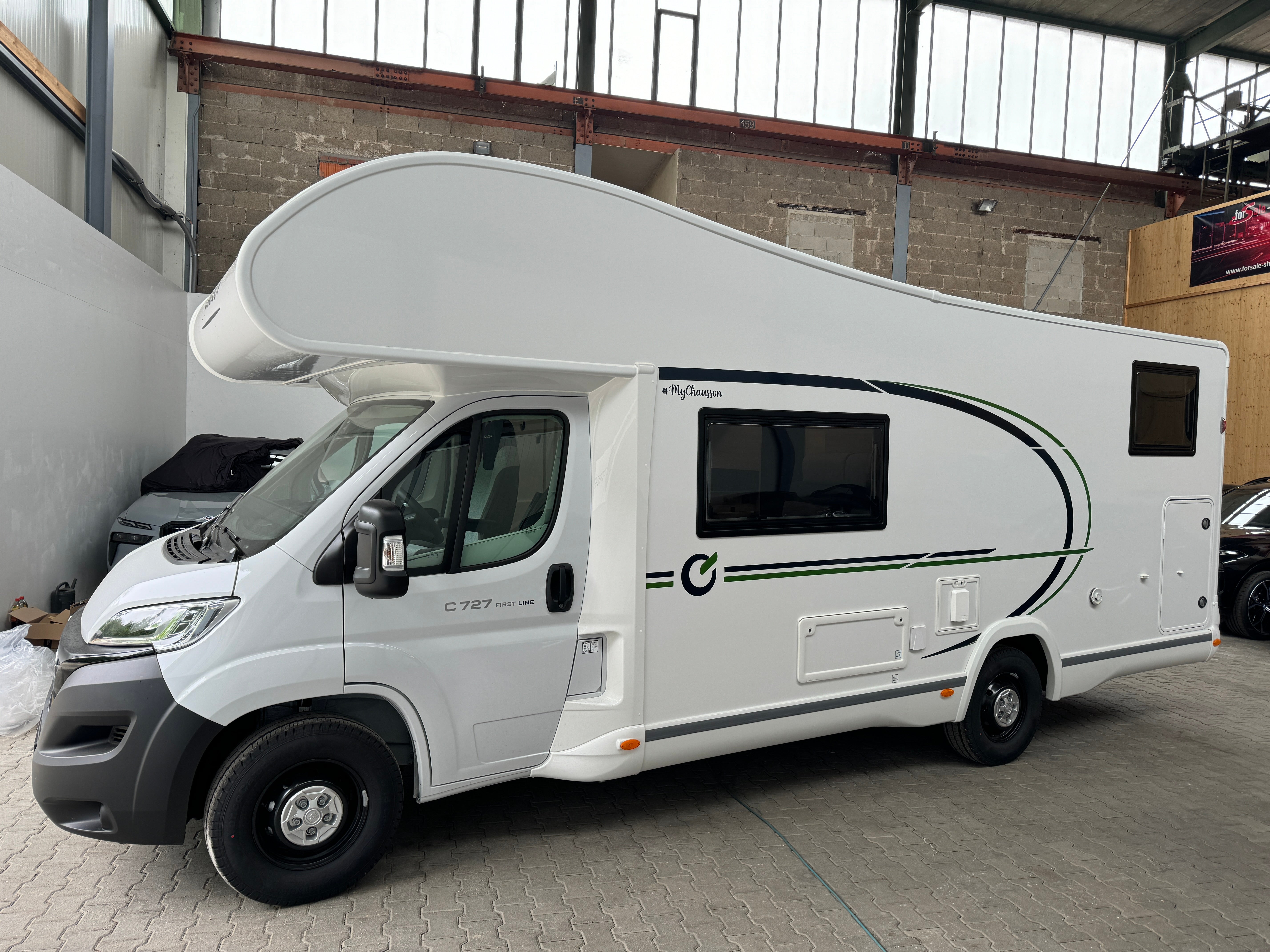 Wohnmobil Chausson C727 Alkoven First Line, 6-Sitzplätze - 6 Schlafplätze – 4