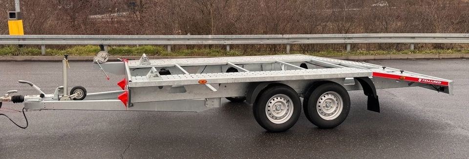 Autoanhänger mieten in Ochtendung – für den Fahrzeugtransport