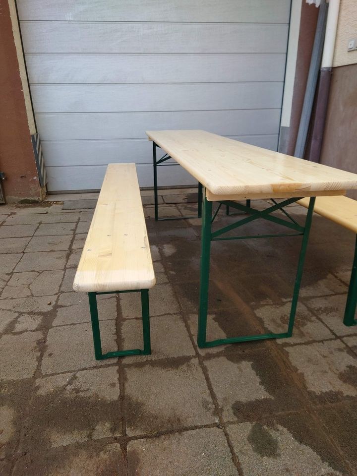 Bierzeltgarnitur Bierbank Biertisch 220 x 50 mieten in Hungen – 2