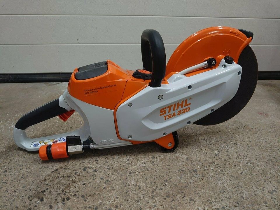 Trennschleifer Flex Stihl Akku TSA 230 mieten in Hungen – 3