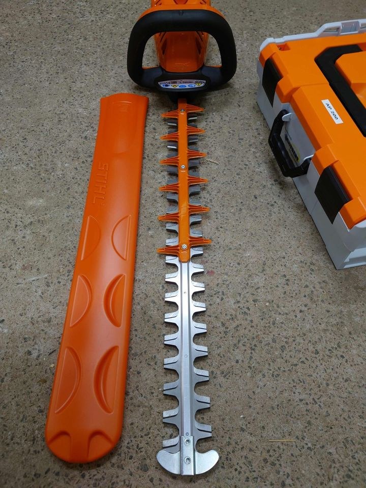 Heckenschere Stihl HSA 86 Akku 62cm Schwert mieten in Hungen – 2
