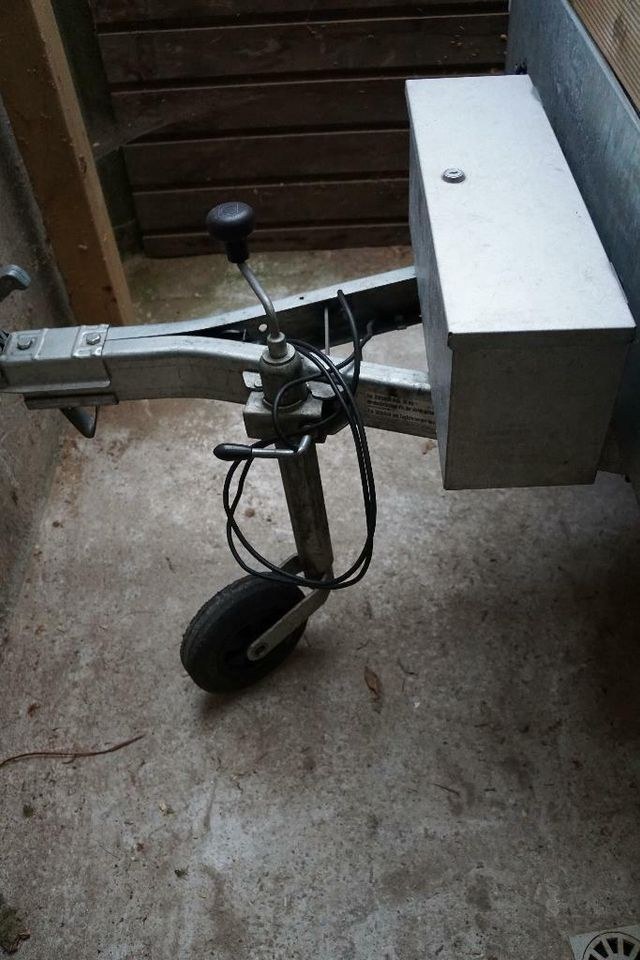 PKW Anhänger 750kg Umzug Transport mieten in Hungen – fair & flexibel