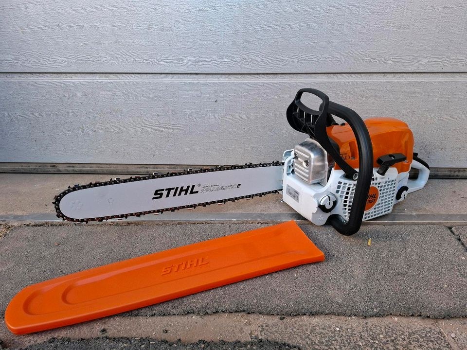 Benzin Stihl Kettensäge 40cm 50cm Brennholz mieten in Hungen – 4