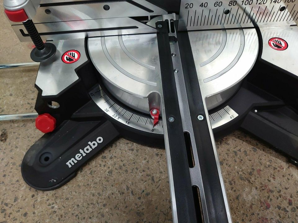 Kappsäge Gehrungssäge Zugsäge Metabo KGS Tisch mieten in Hungen – 3