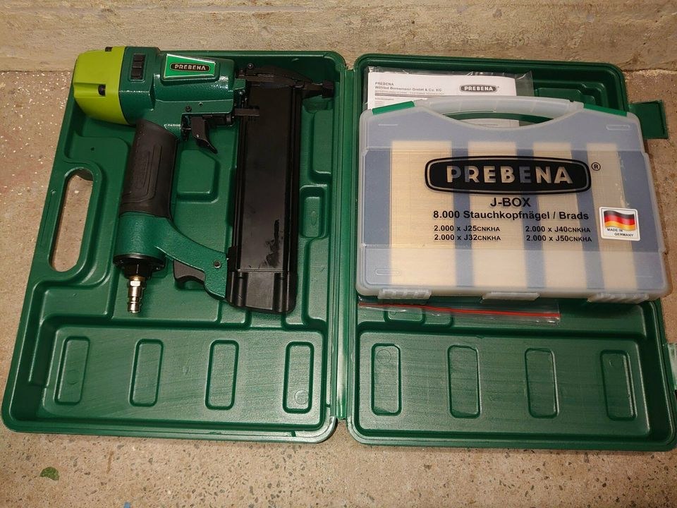 Druckluftnagler Tacker Druckluftpistole mieten in Hungen