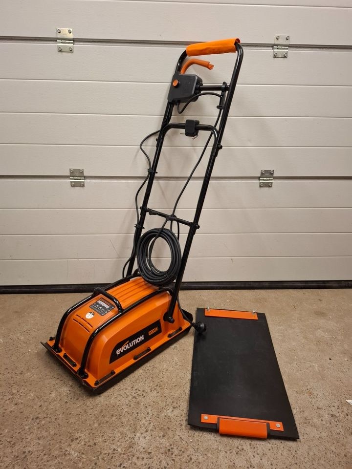 Rüttelplatte Verdichter Elektro 26kg mieten bei Geräteverleih Schubert