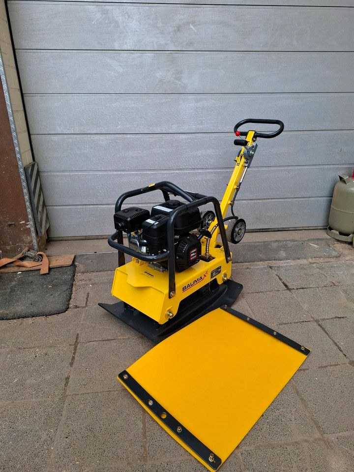 Rüttelplatte Rüttler Verdichter 160kg mieten in Hungen – 2