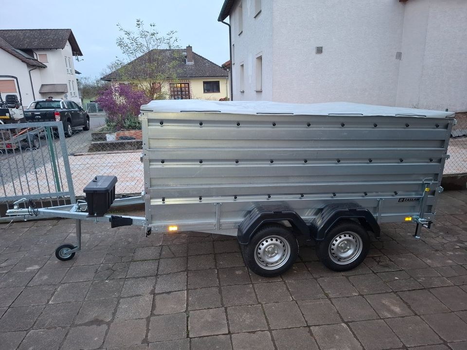 PKW Anhänger 750kg 3m Ladefläche Doppelachse mieten in Hungen