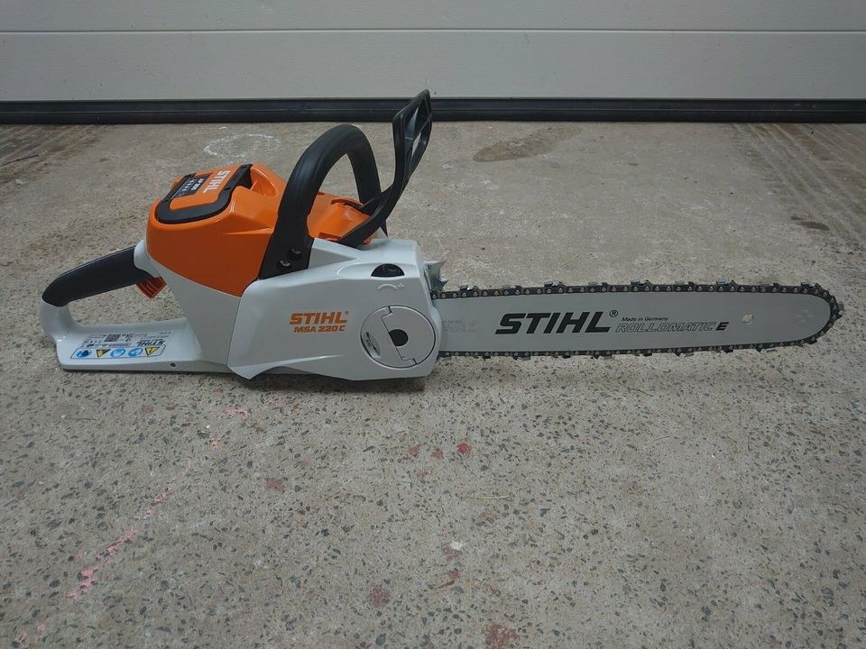 Akku Kettensäge Stihl MSA 220 inkl 40cm mieten in Hungen – 3