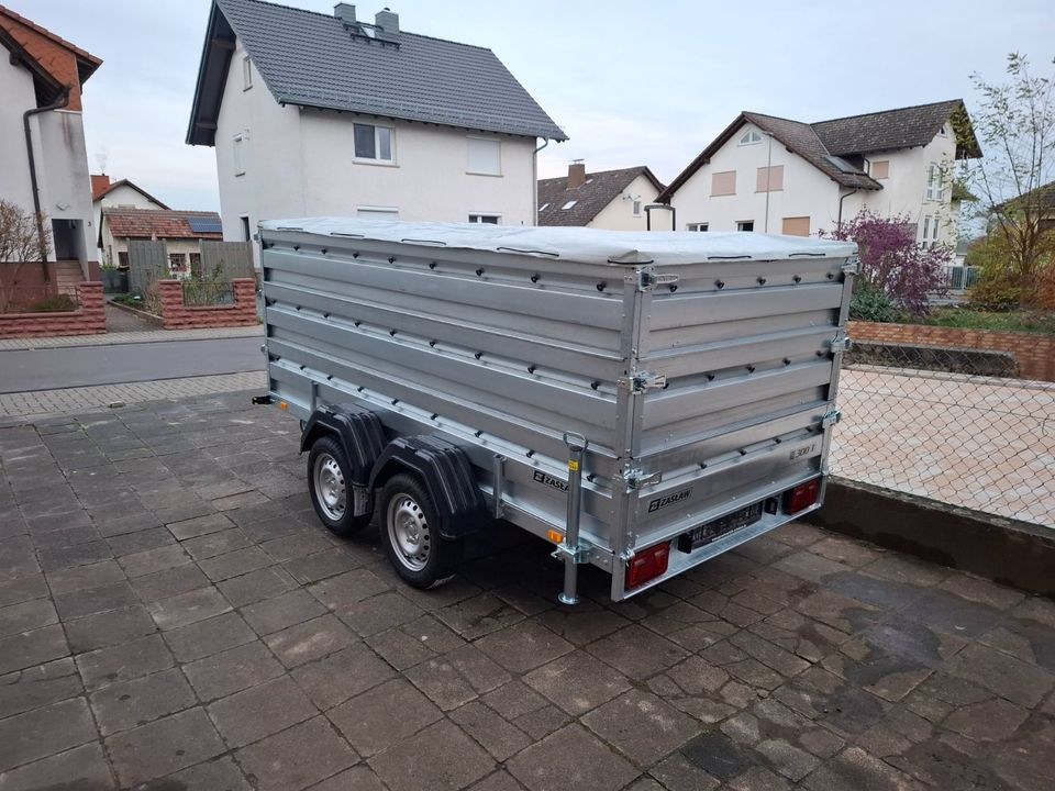 PKW Anhänger 750kg 3m Ladefläche Doppelachse mieten in Hungen – 3
