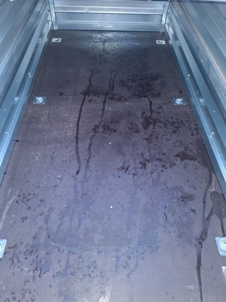 PKW Anhänger 750kg 3m Ladefläche Doppelachse mieten in Hungen – 4