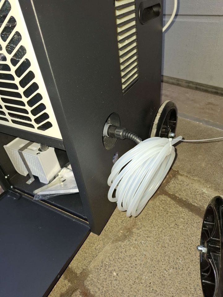 Bautrockner Kondensatpumpe Luftentfeuchter mieten in Hungen – 3
