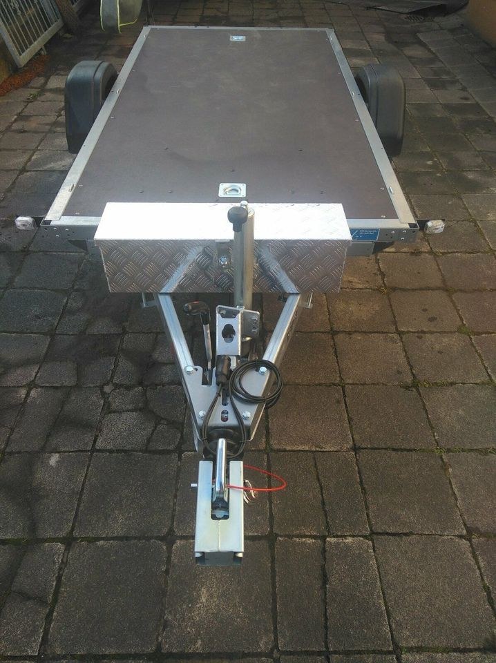 Anhänger 1500kg Plattform Quad Traktor mieten in Hungen – 2