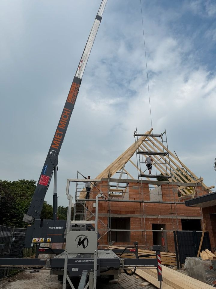 Dachdeckerkran 30m Anhängerkran mieten in Potsdam bei DG Baumaschinen