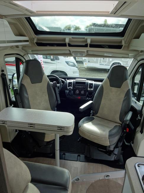 Wohnmobil/Kastenwagen für 4 Pers. "Challenger Vany V114 MAX" – 3
