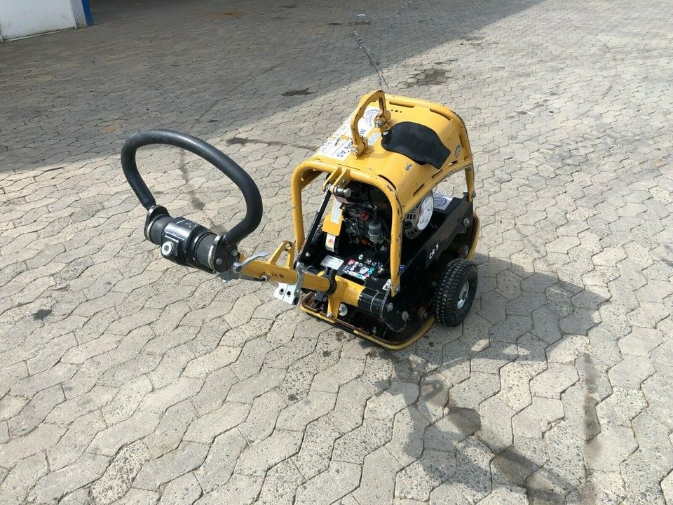 Mietpark A5 200 KG Rüttelplatte Maschinen mieten bei Mietpark A5 – 3