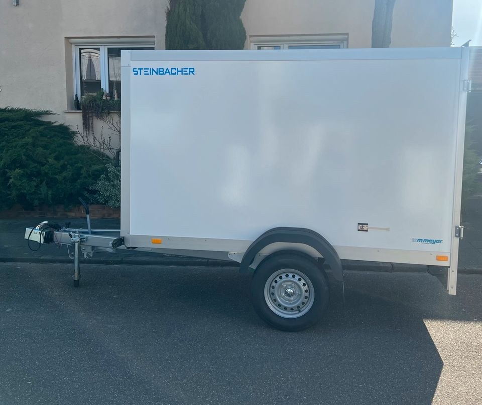 Kofferanhänger Kastenanhänger Transporter 1300kg mieten in Lambsheim – 4