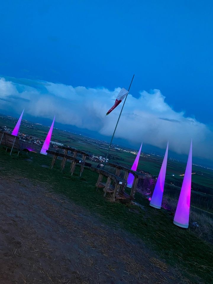 3m aufblasbare Licht Led Pyramide mieten bei Grax Eventtechnik – 3
