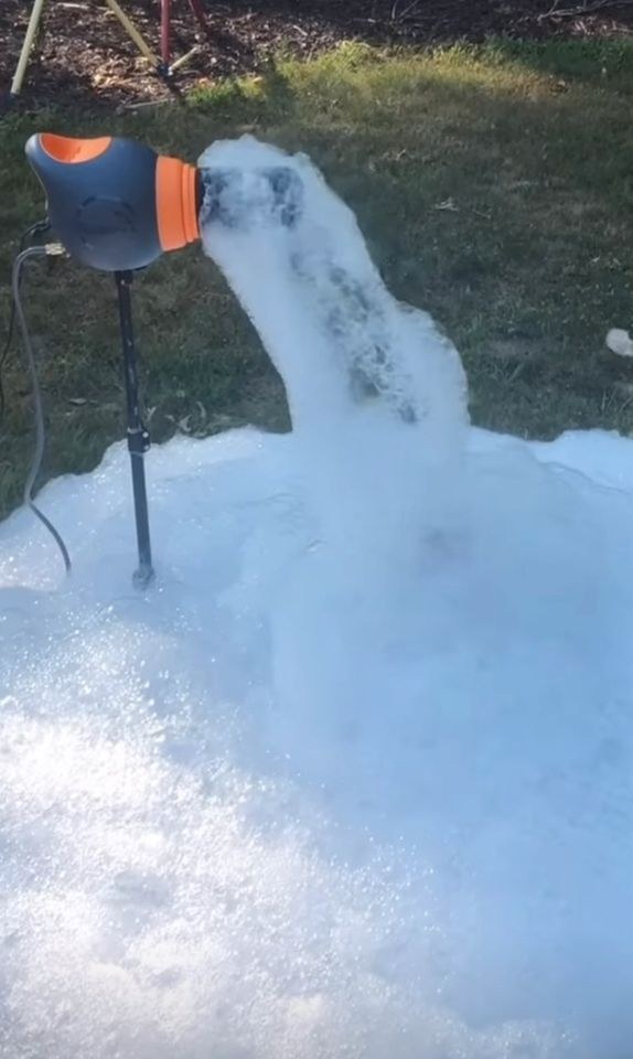 Schaum Kanone Schaummaschine Schnee mieten bei Grax Eventtechnik