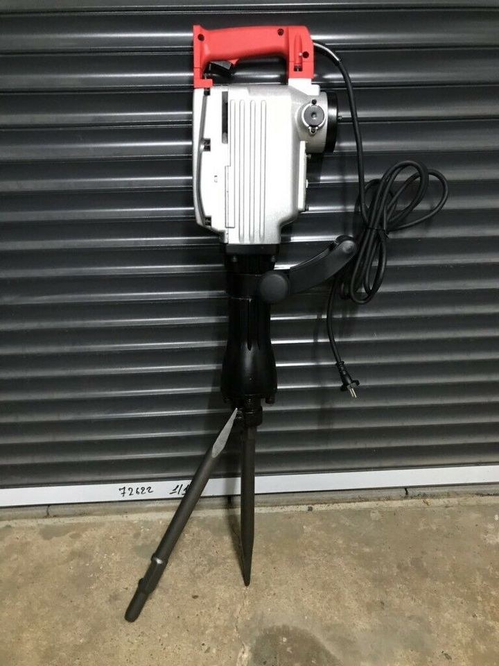 Stemm Abbruchhammer 1700W 50 Joule mieten bei MH Maschinen Erft