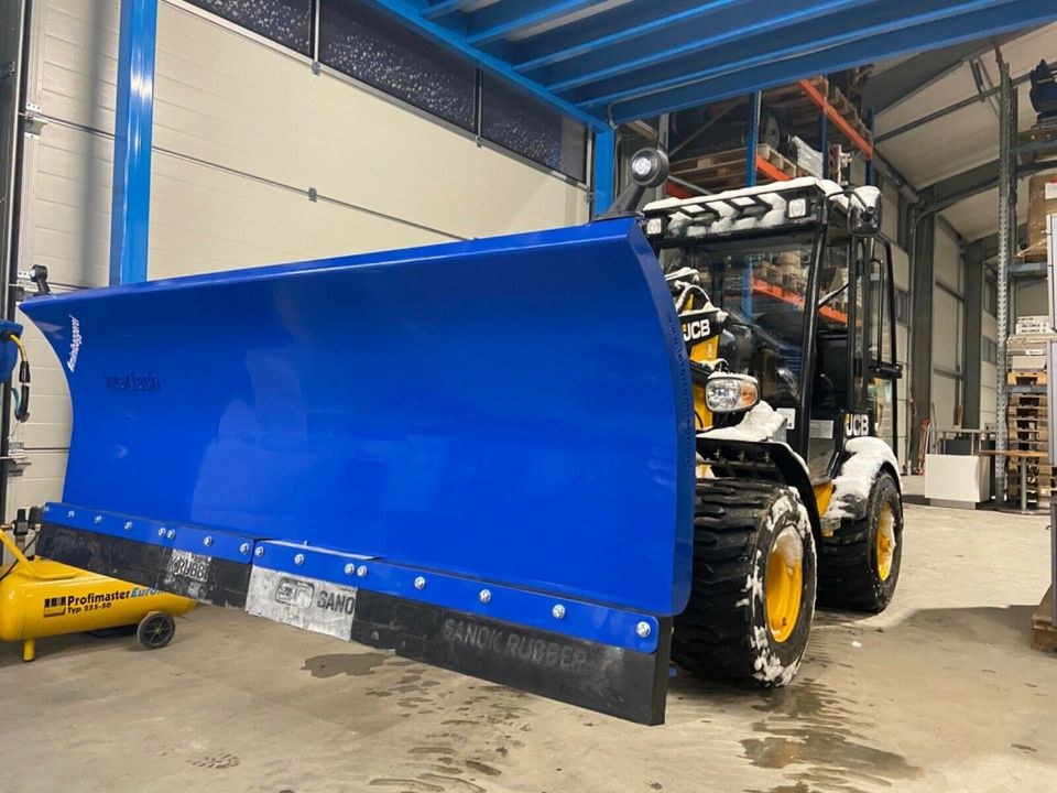 Winterdienst Schneeräumer Radlader Schneeschild mieten bei menzinger – 3