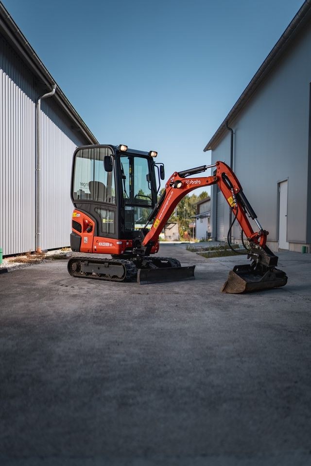 Minibagger Kubota KX018 4 mieten bei menzinger
