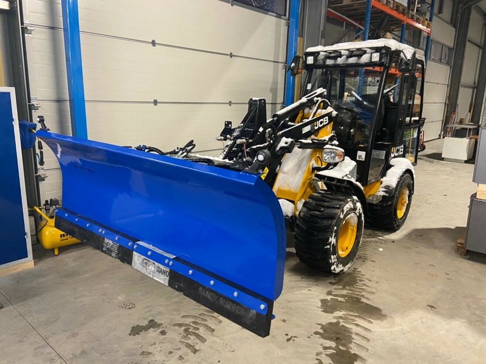 Winterdienst Schneeräumer Radlader Schneeschild mieten bei menzinger – 2