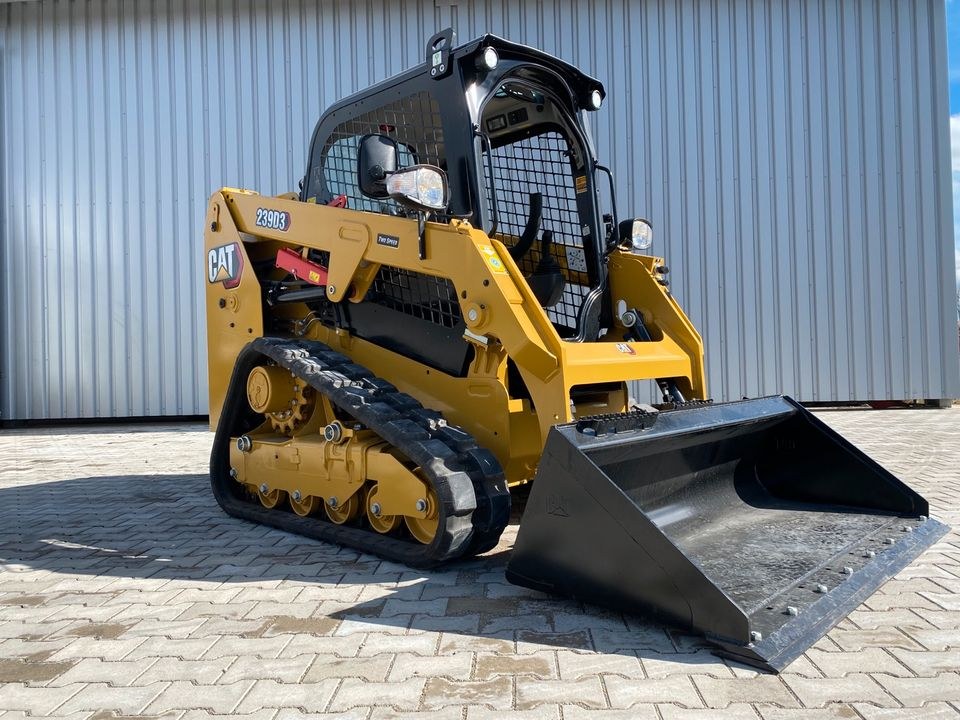 CAT 239D3 wie Bobcat Kompaktlader Deltalader mieten bei menzinger – 2