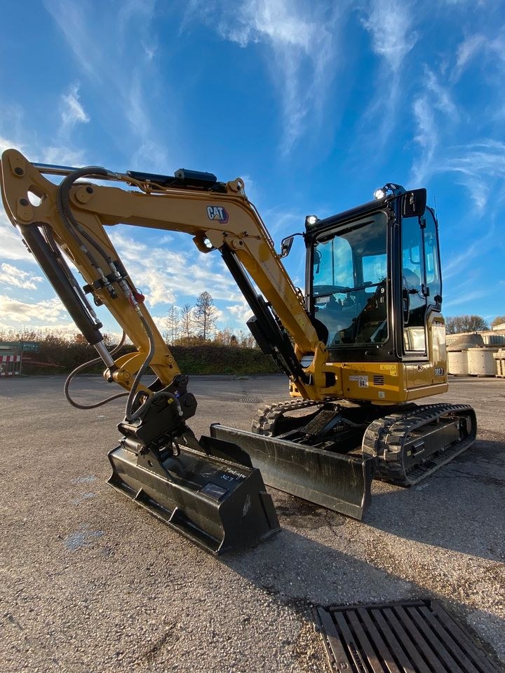 CAT 302.7 CR Minibagger Kompaktbagger 125 mieten bei menzinger – 2