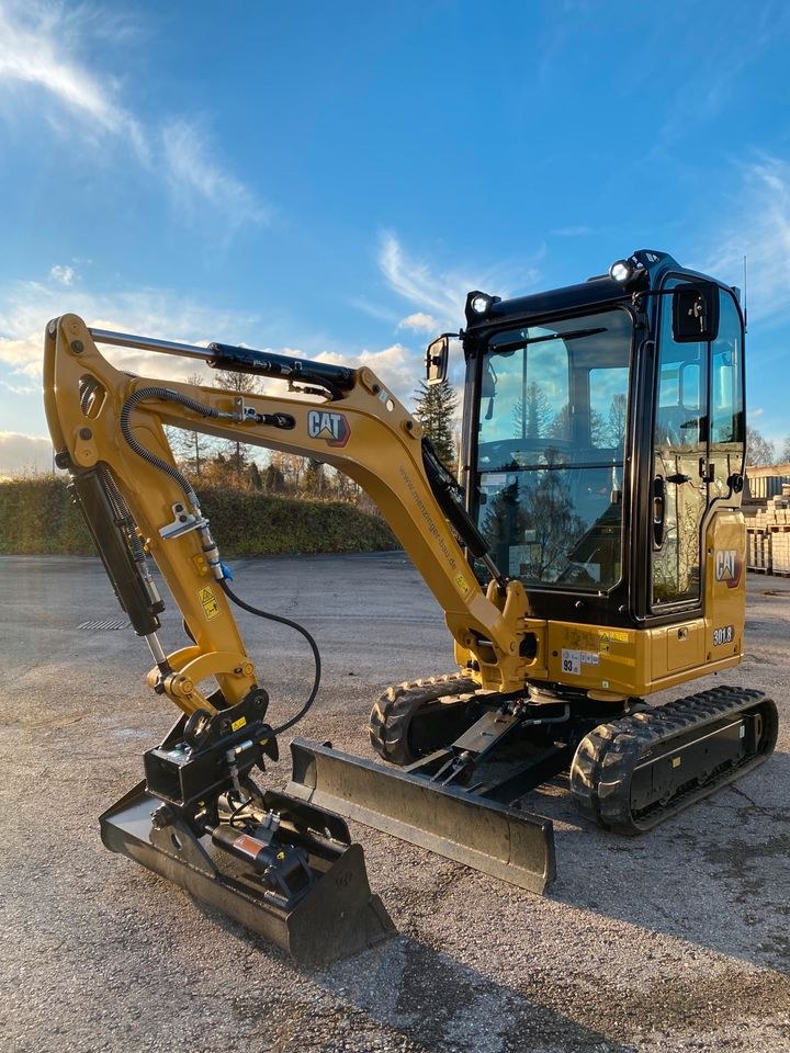 CAT 301.8 Minibagger Caterpillar Bagger 108 mieten bei menzinger – 3