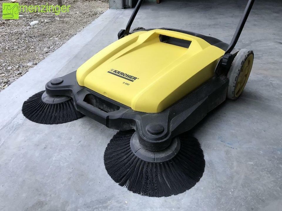KÄRCHER S650 Kehrmaschine Handkehrmaschine mieten bei menzinger – 3