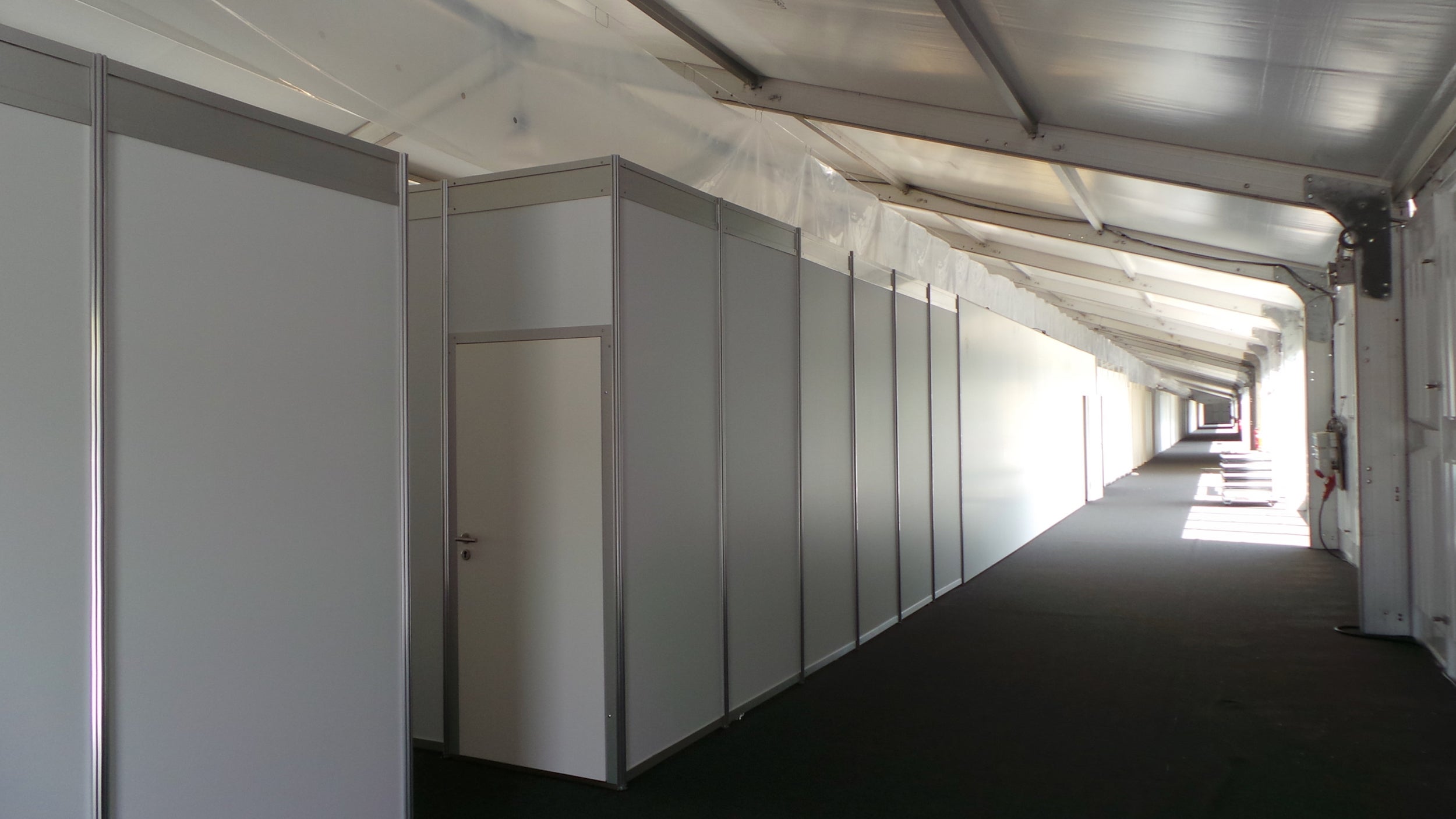 Messestand / Messewand / Trennwand / Octanorm Modulwand für Ausstellung, flexible Raumaufteilung – 3