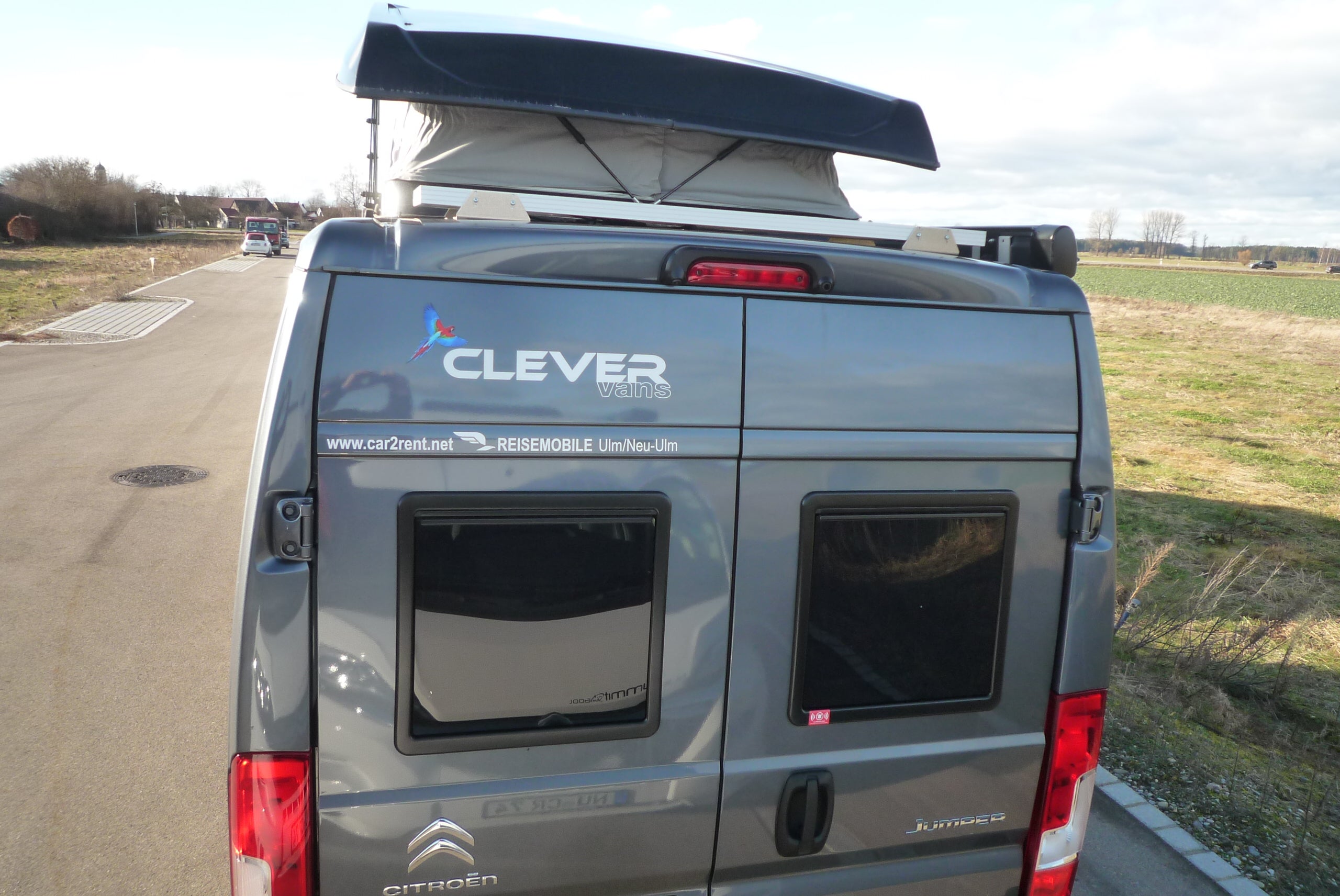 Clever Celebration 600 mit Aufstelldach – 3